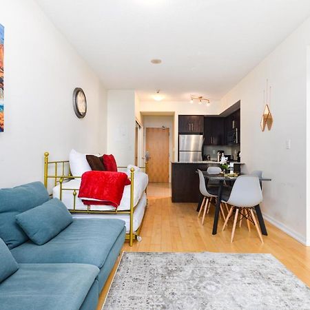 Downtown Toronto Condo Mins From Scotiabank Arena, Tiff, Cn Tower, Union, Mtcc Eksteriør billede
