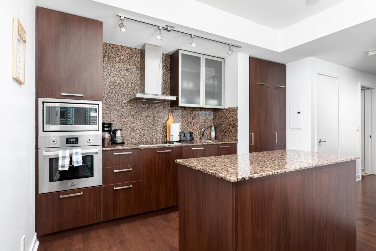 Downtown Toronto Condo Mins From Scotiabank Arena, Tiff, Cn Tower, Union, Mtcc Eksteriør billede