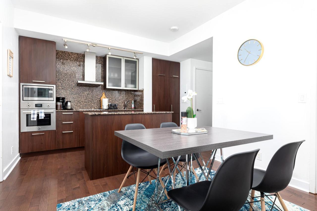 Downtown Toronto Condo Mins From Scotiabank Arena, Tiff, Cn Tower, Union, Mtcc Eksteriør billede