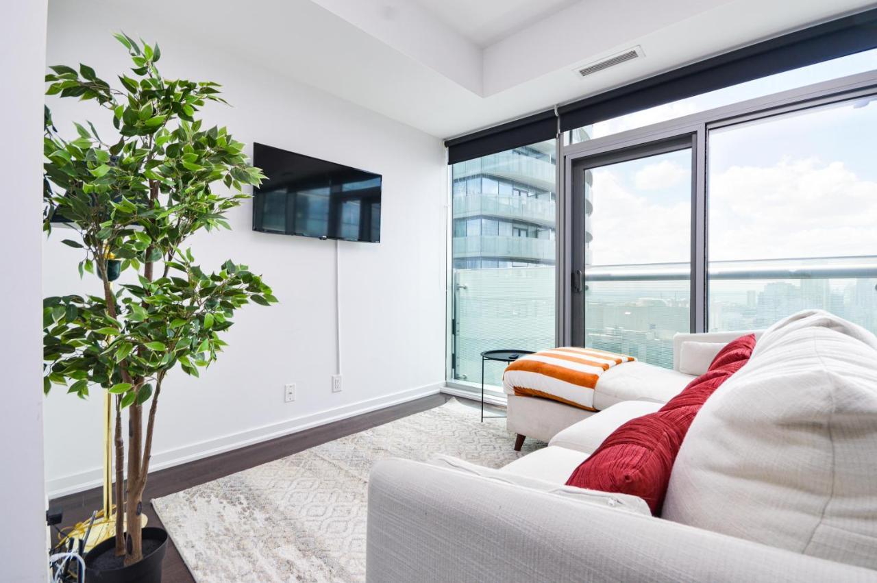 Downtown Toronto Condo Mins From Scotiabank Arena, Tiff, Cn Tower, Union, Mtcc Eksteriør billede