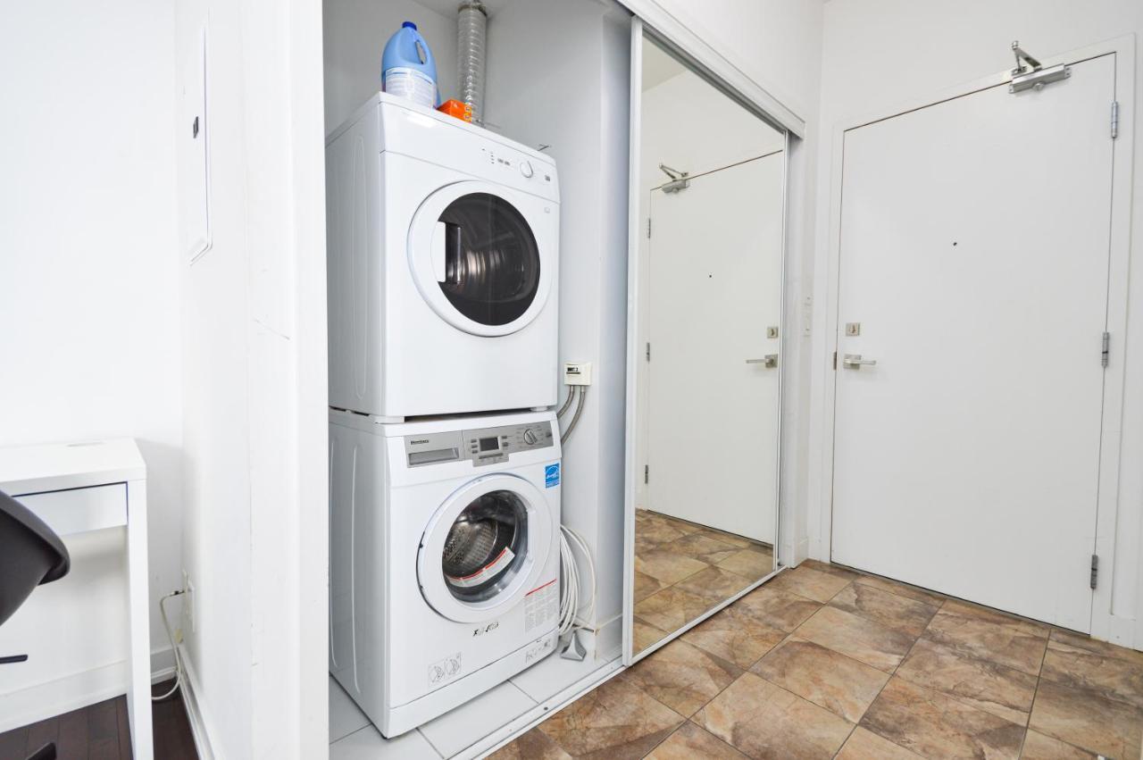 Downtown Toronto Condo Mins From Scotiabank Arena, Tiff, Cn Tower, Union, Mtcc Eksteriør billede