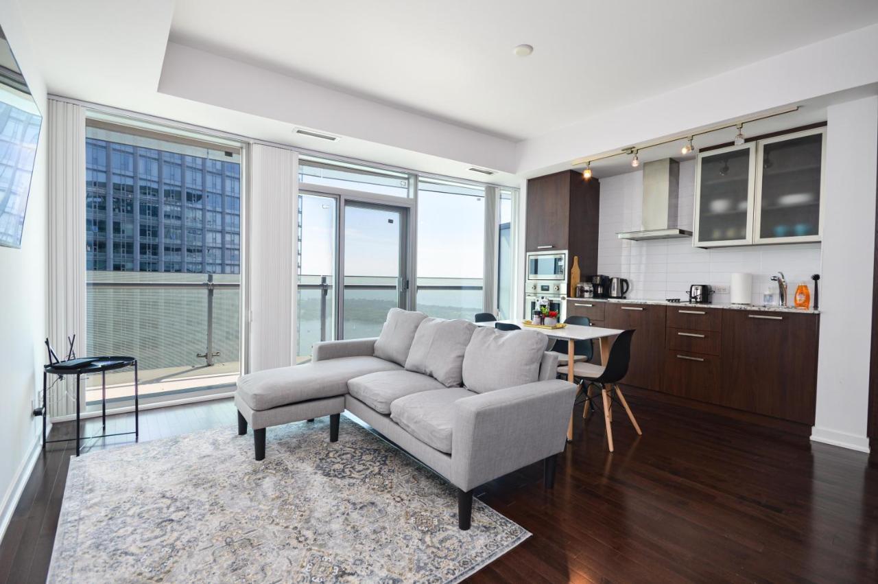 Downtown Toronto Condo Mins From Scotiabank Arena, Tiff, Cn Tower, Union, Mtcc Eksteriør billede