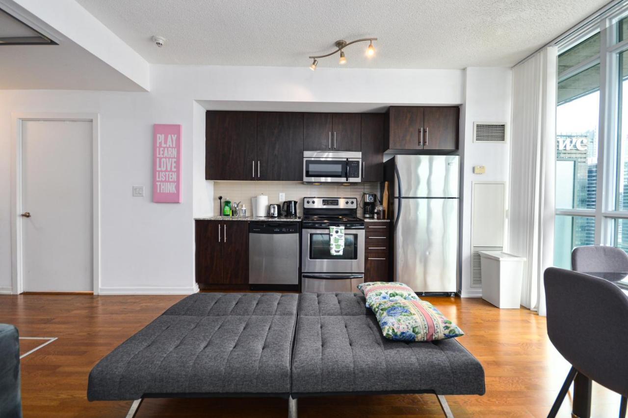 Downtown Toronto Condo Mins From Scotiabank Arena, Tiff, Cn Tower, Union, Mtcc Eksteriør billede