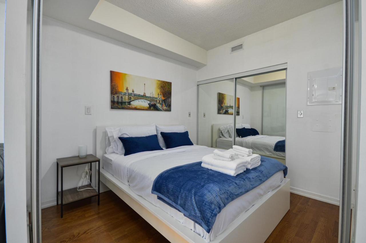 Downtown Toronto Condo Mins From Scotiabank Arena, Tiff, Cn Tower, Union, Mtcc Eksteriør billede