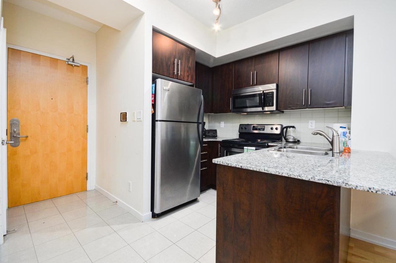 Downtown Toronto Condo Mins From Scotiabank Arena, Tiff, Cn Tower, Union, Mtcc Eksteriør billede