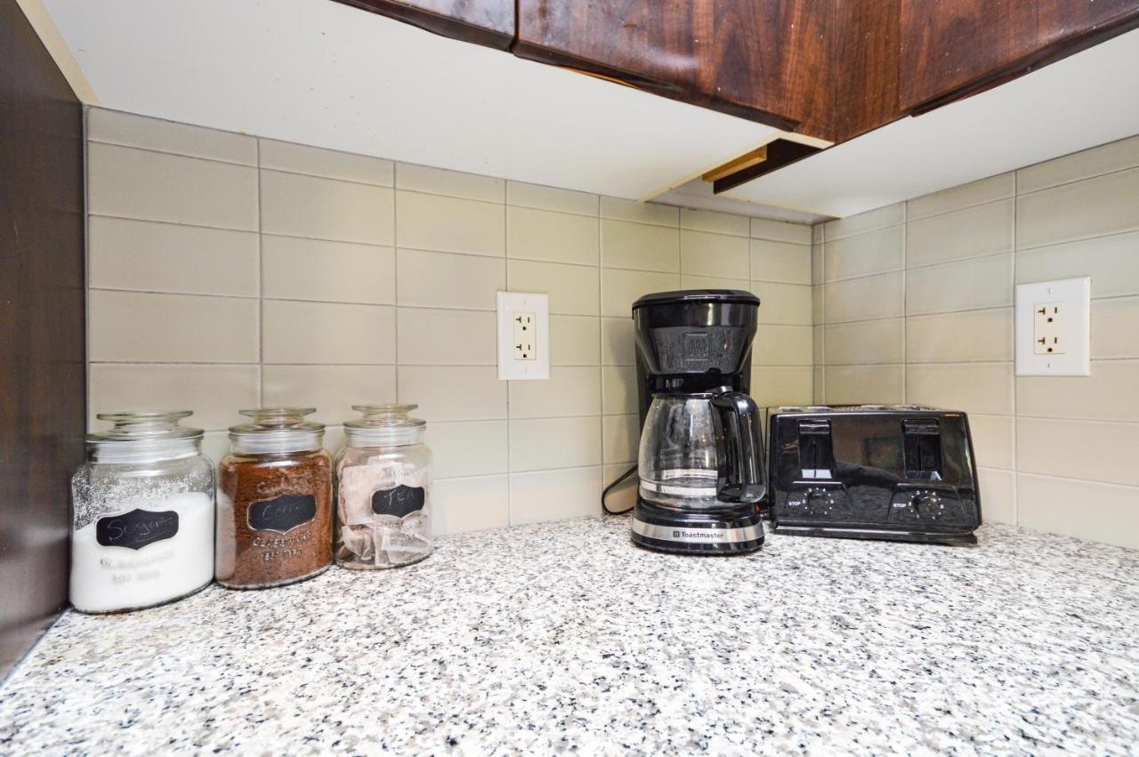 Downtown Toronto Condo Mins From Scotiabank Arena, Tiff, Cn Tower, Union, Mtcc Eksteriør billede
