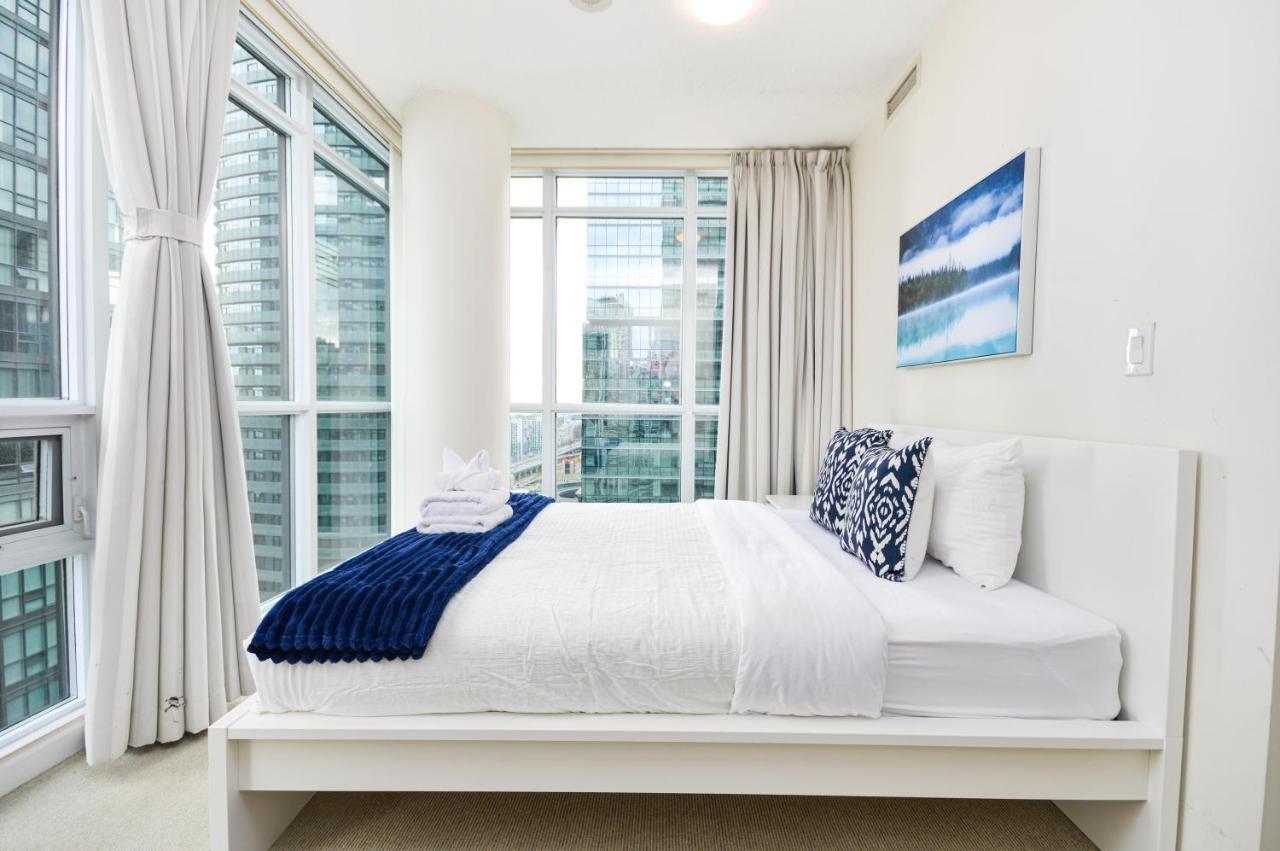 Downtown Toronto Condo Mins From Scotiabank Arena, Tiff, Cn Tower, Union, Mtcc Eksteriør billede